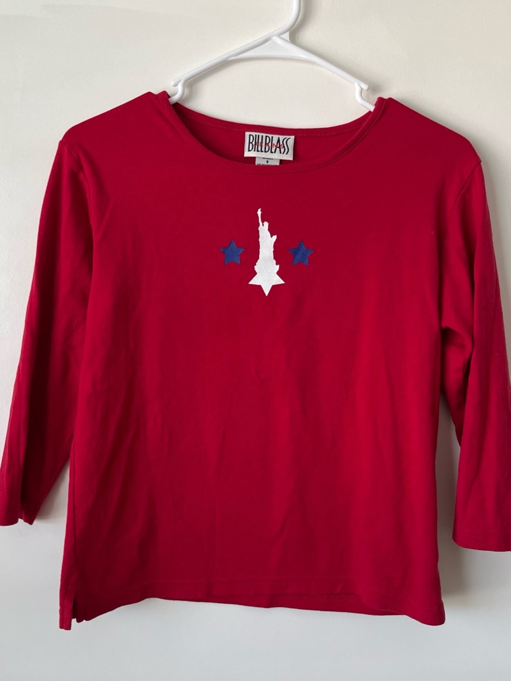Bill Blass Red Statue of Liberty Graphic Long-Sleeve Tee